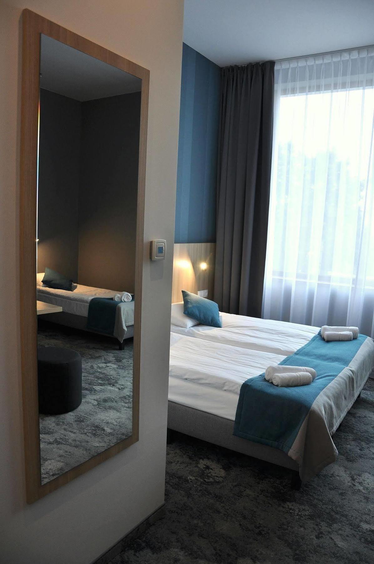 Hotel Zatoka Gdańsk Exteriör bild